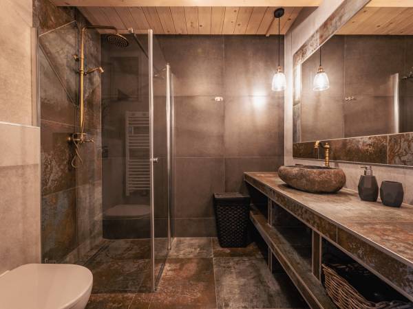 Chaty Skwirutowe Wzgórze - Domki Całoroczne 