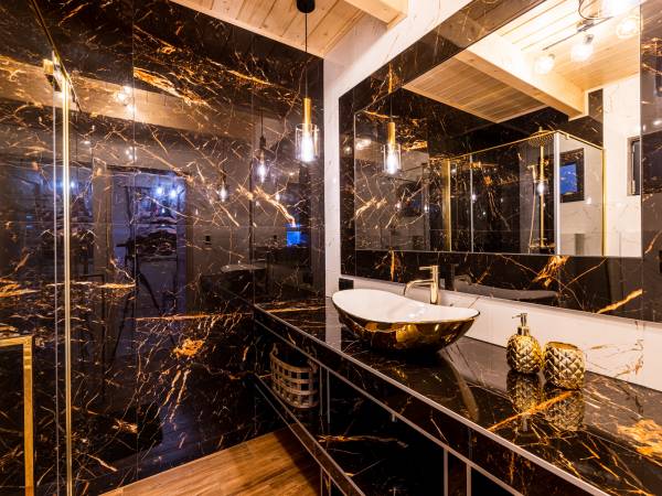 Chaty Skwirutowe Wzgórze - Domki Całoroczne 