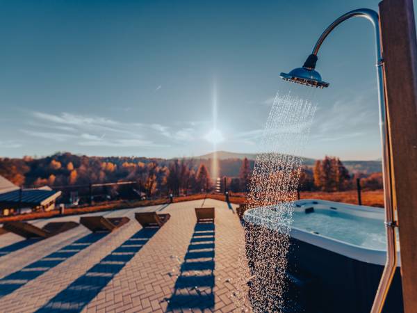 Chaty Skwirutowe Wzgórze - Domki Całoroczne 