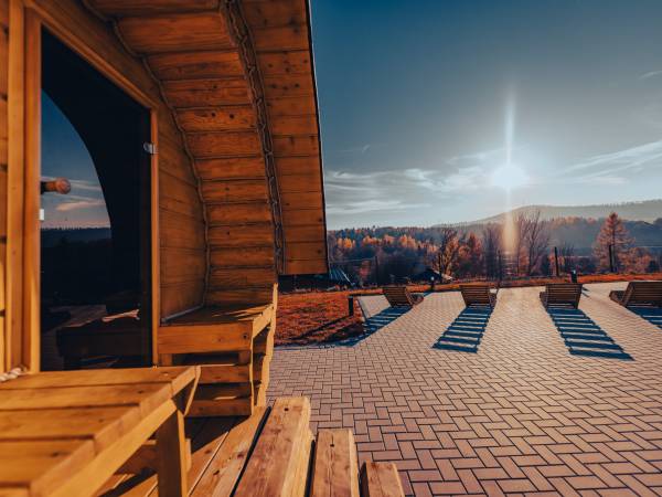 Chaty Skwirutowe Wzgórze - Domki Całoroczne 