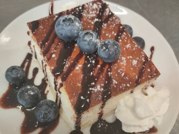 Puszysty domowy sernik