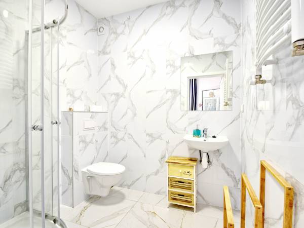 Astoria pokoje i apartamenty.