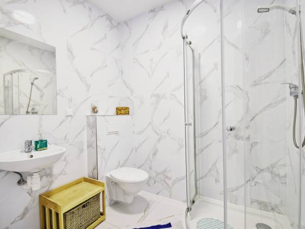 Astoria pokoje i apartamenty.