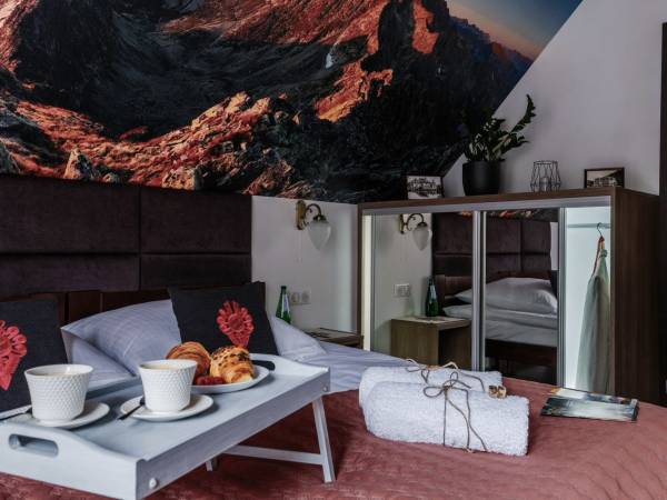 Pokój Dwuosobowy z 1 lub 2 łózkami z łazienką i balkonem