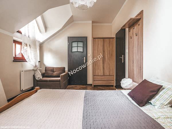 POKÓJ NR 1 (2/3-os)