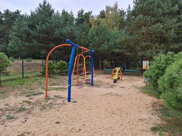 plac zabaw - 6 minut spacerem 4