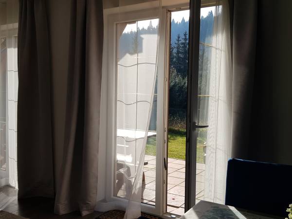 parter - taras z wyjściem z salonu