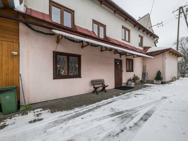 Pokoje Gościnne pod Jaworem 