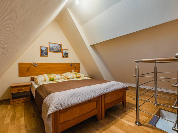 pokój nr 5 górny poziom