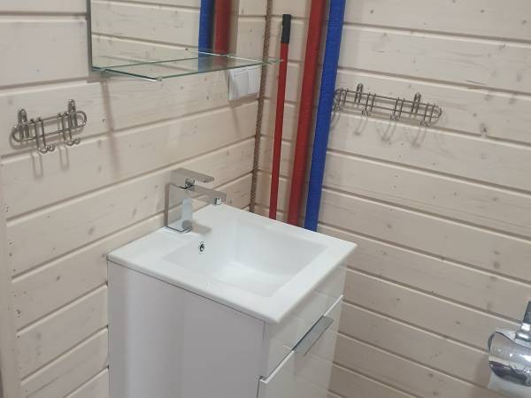 domek nr.4 łazienka