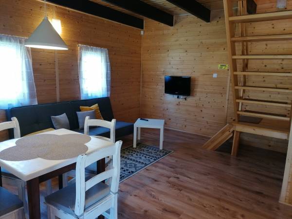domek 4-5 osobowy częśc dzienna