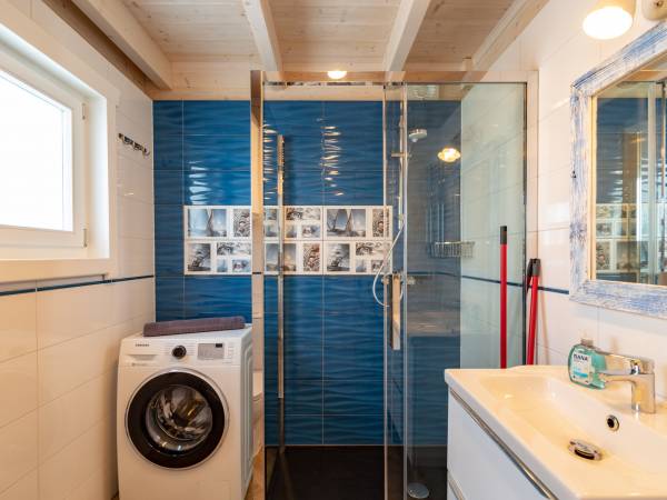 Domek Premium wyposażony w PraDomek Premiumlkę