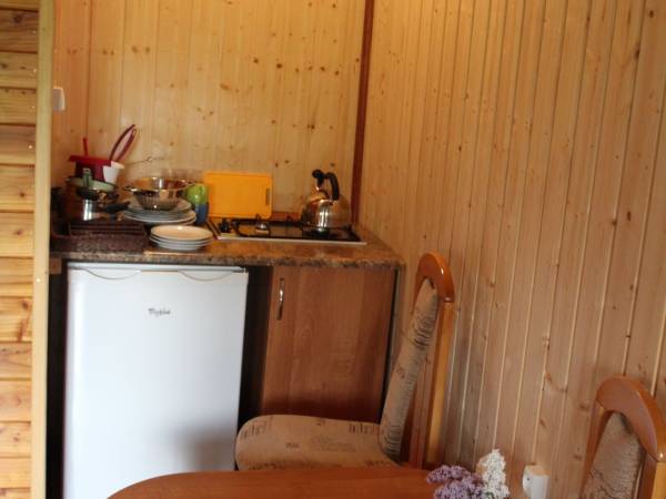 DOMKI BÓBR '' NAD SOLINĄ '' 