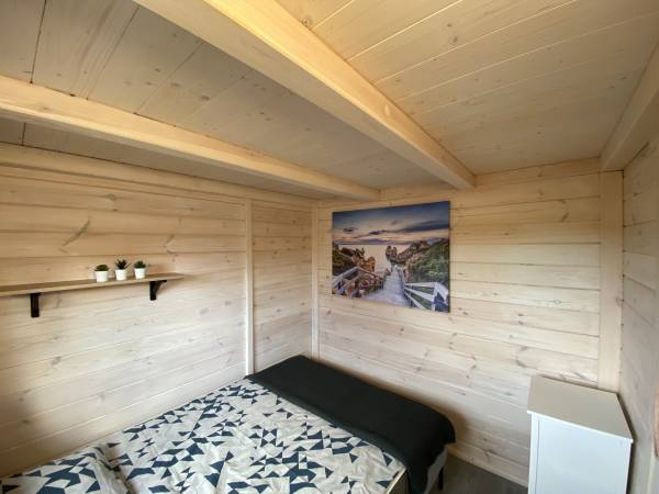 „SŁONECZNY ZAKĄTEK"