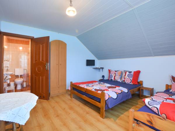 Pokój 3 osobowy z łazienką, balkonem