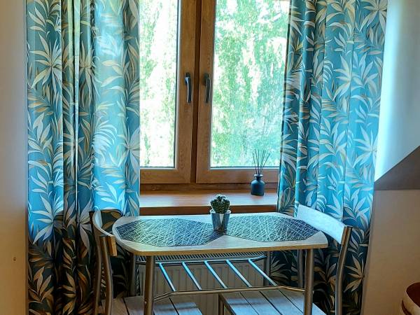 Pokój trzyosobowy nr 8