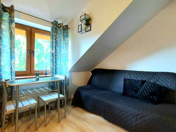 Pokoj trzyosobowy nr 8