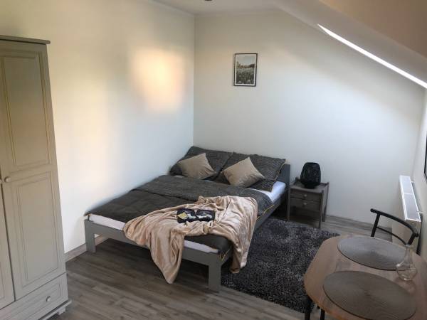 Studio 2 os piętro.