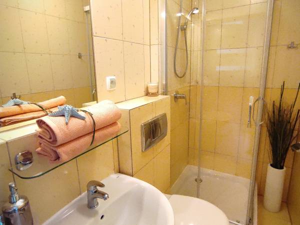 LAGO Apartamenty i Pokoje