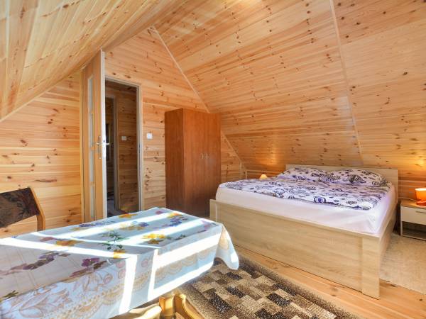 Domek i pokoje Zatoczka