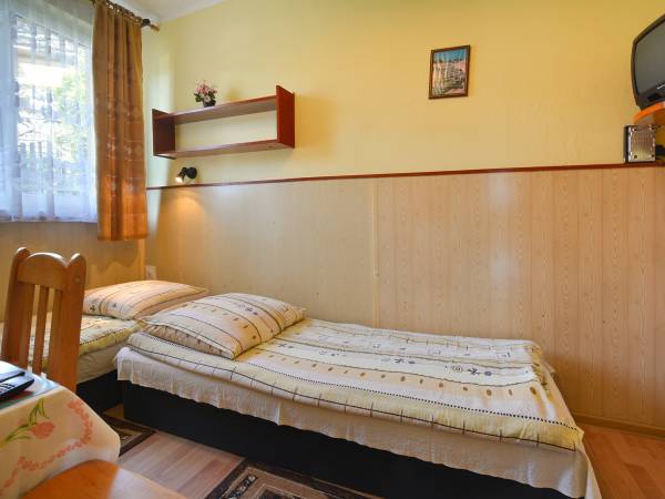 Domek i pokoje Zatoczka