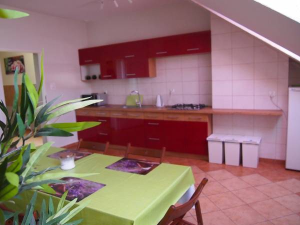 ogólnodostępna kuchnia 1z2