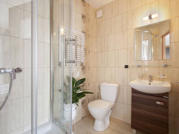 Łazienka pokój 3 osobowy