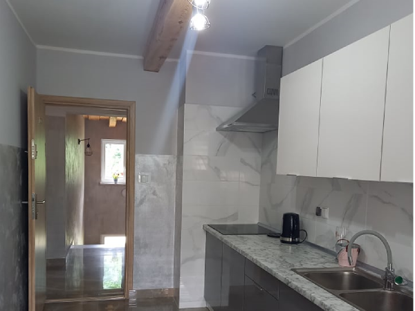 Kuchnia-Nowy budynek nad jeziorem