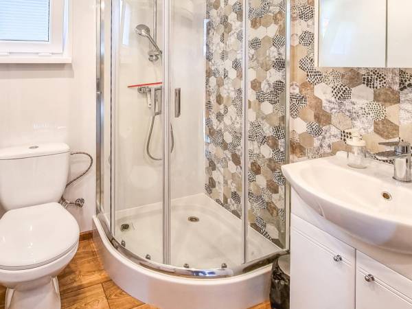 ,,JAK TU MIŁO" DOMEK WCZASOWY U KARASIA