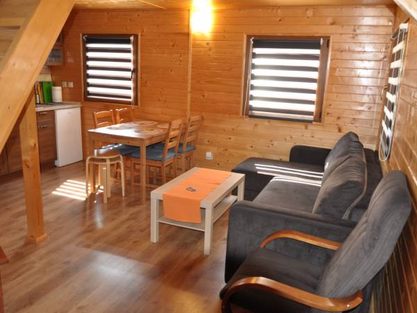 wnętrze domku 6 osobowego