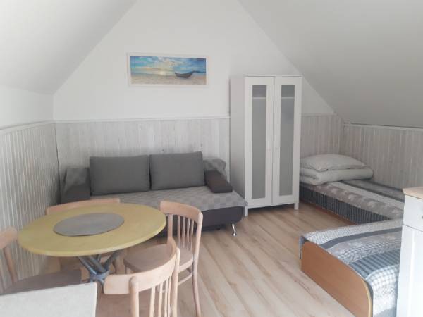 Przy Morzu-domki i pokoje