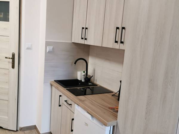 (4) pokój 3 osobowy 