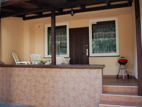 Domek 6 osobowy Nr:1