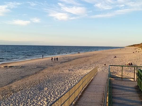 Zjazd na wózki na plażę