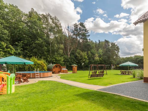 Gajówka - Całoroczne Pokoje i Apartamenty