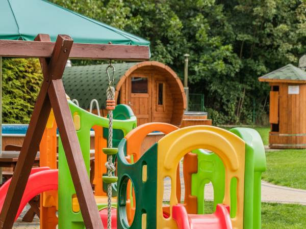 Gajówka - Całoroczne Pokoje i Apartamenty