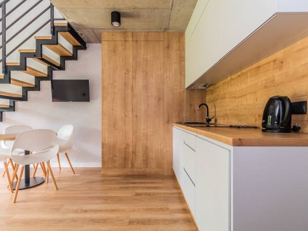 Gajówka - Całoroczne Pokoje i Apartamenty