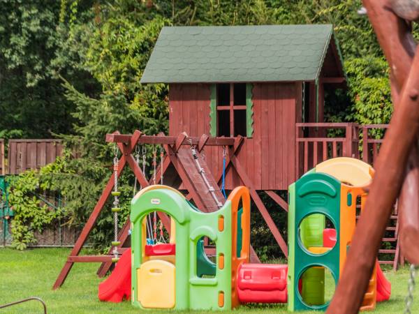 Gajówka - Całoroczne Pokoje i Apartamenty