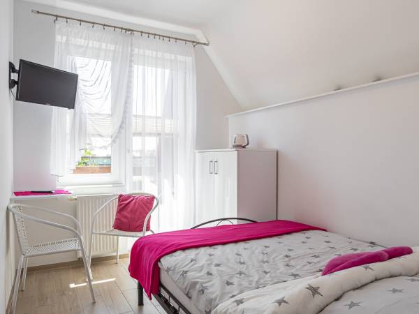 Pokój dwuosobowy - różowy