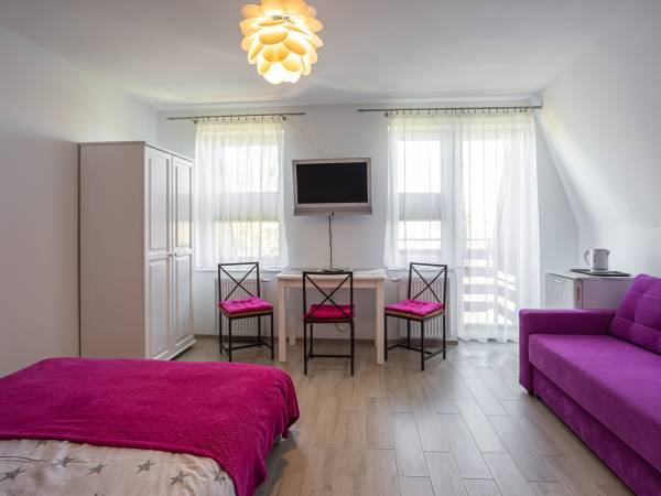 Pokój 3-4 osobowy - różowy