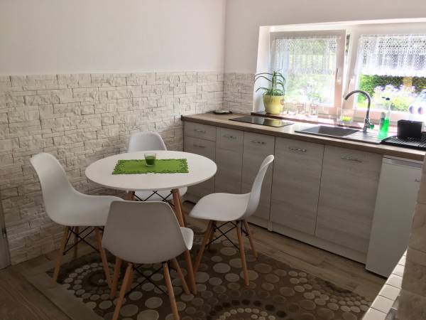 kuchnia do pokoju rodzinnego