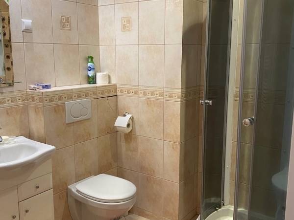 Dwupoziomowy Apartament w centrum z aneksem kuchennym 