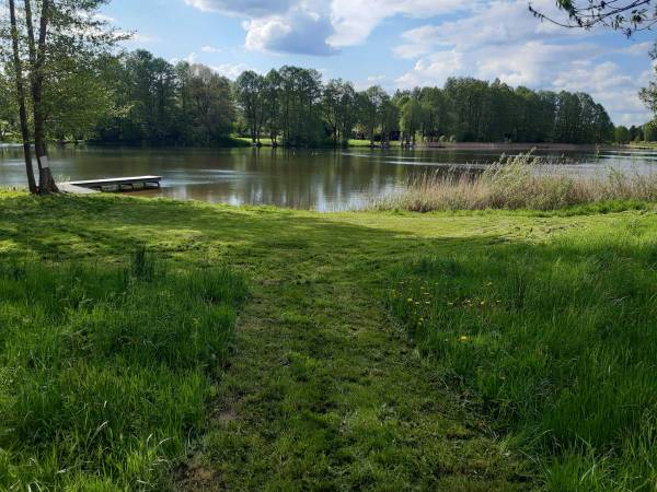 WAKACJE NA MAZURACH - Dom nad jeziorem Kalwa 