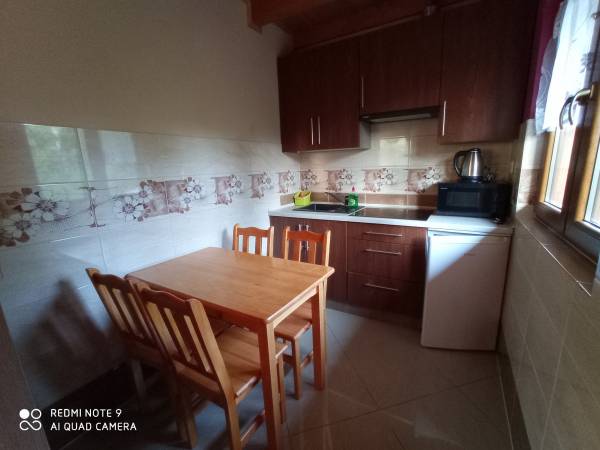 Kuchnia z pełnym wyposażeniem 