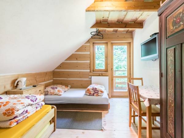 Domek Drewniany Z Kominkiem