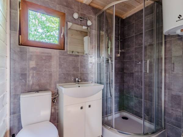 ŁAZIENKA W DOMKU PARTEROWYM 