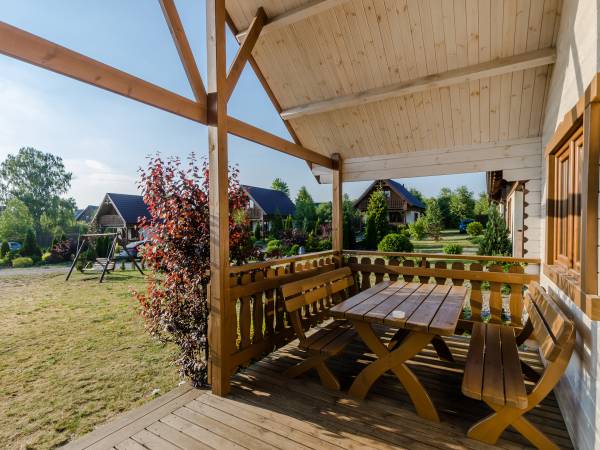 WIDOK Z TARASU DOMKU PARTEROWEGO