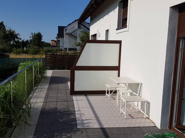 Taras dolne apartamenty