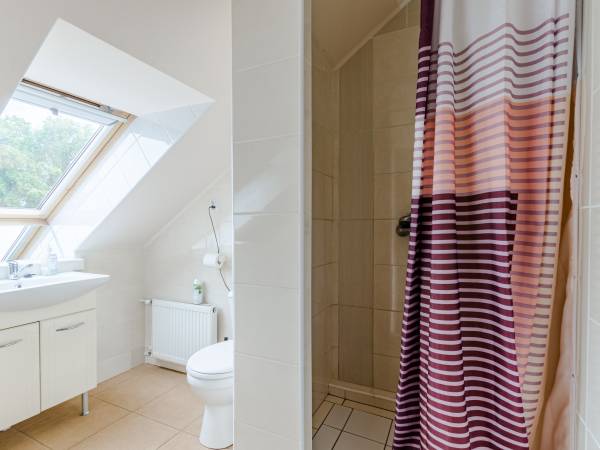 Kamienny Dworek Pokoje Gościnne i Pracownicze