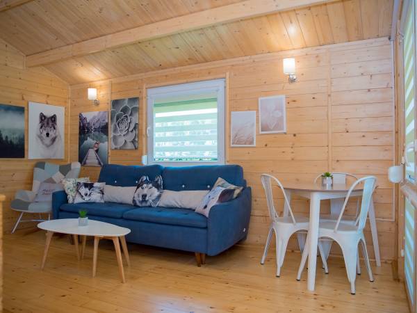 salon - domek drewniany